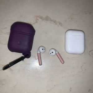 Apple Airpods and Case